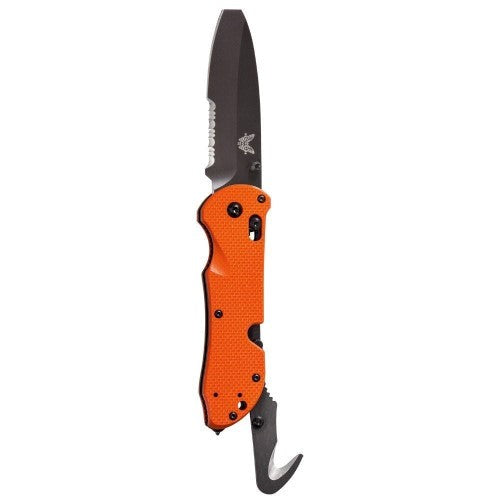 Why Benchmade Knives Are the Best Choice for Professionals