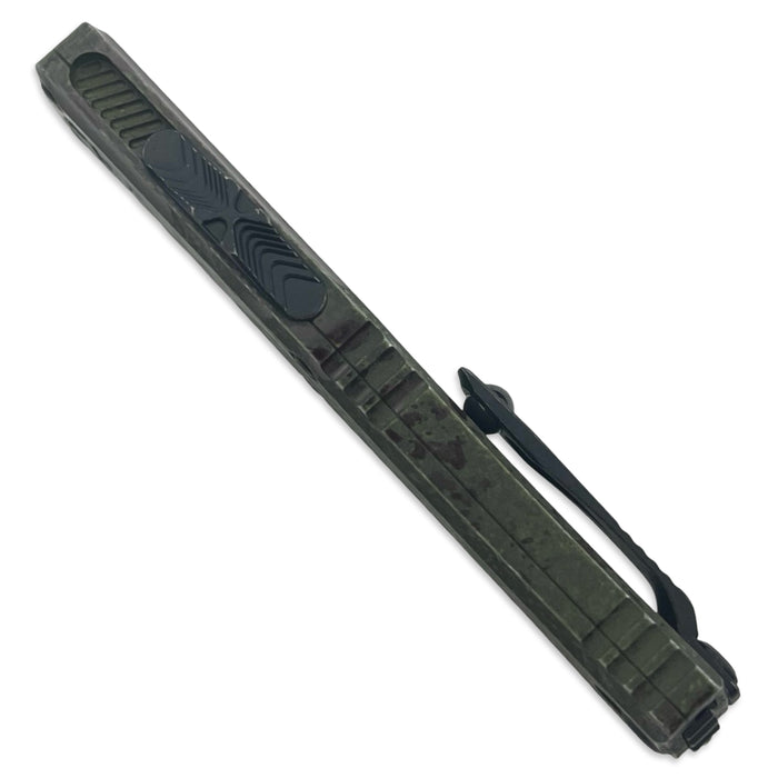Microtech 1702M-1OBDS - Hera II Mini D/E Outbreak Signature Series Deep Engraved Standard